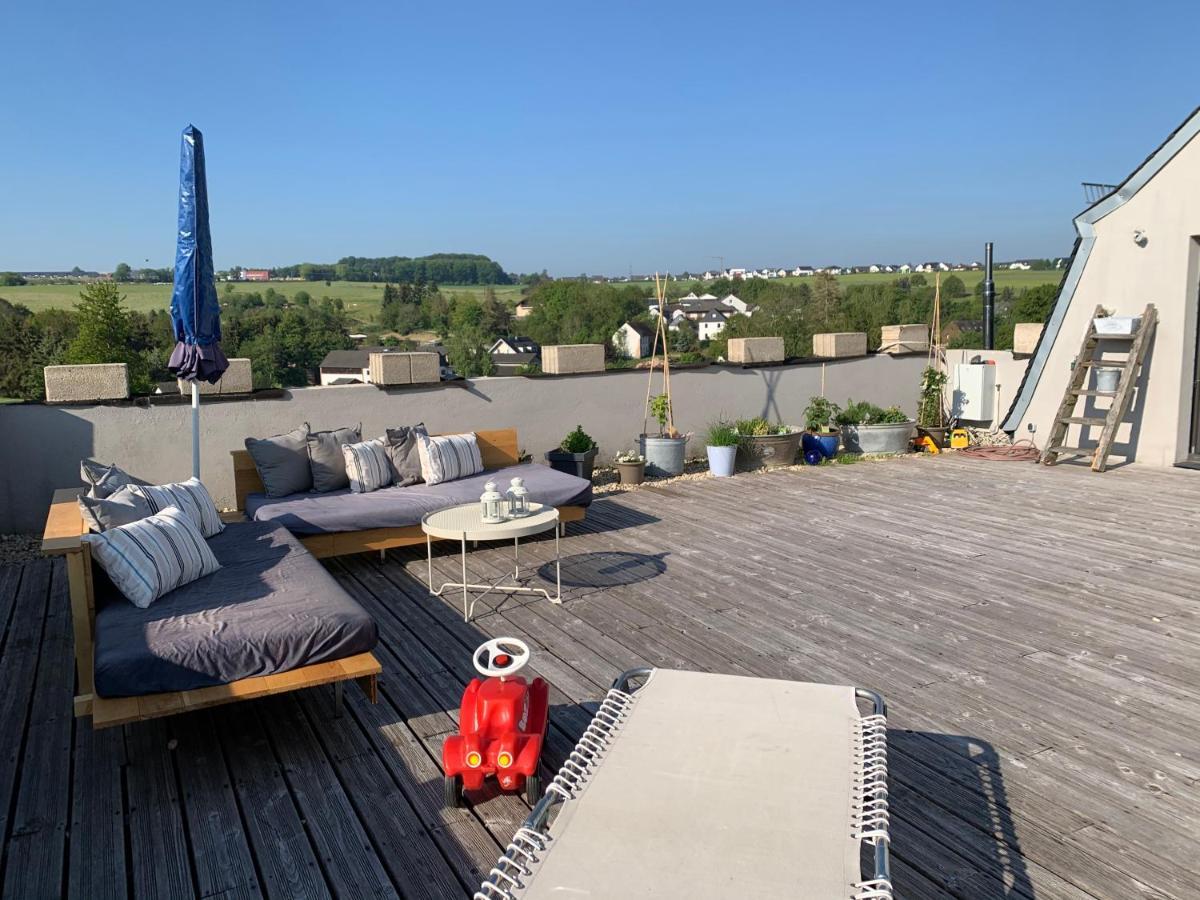 Design Appartment With Big Terrace Halsenbach ภายนอก รูปภาพ